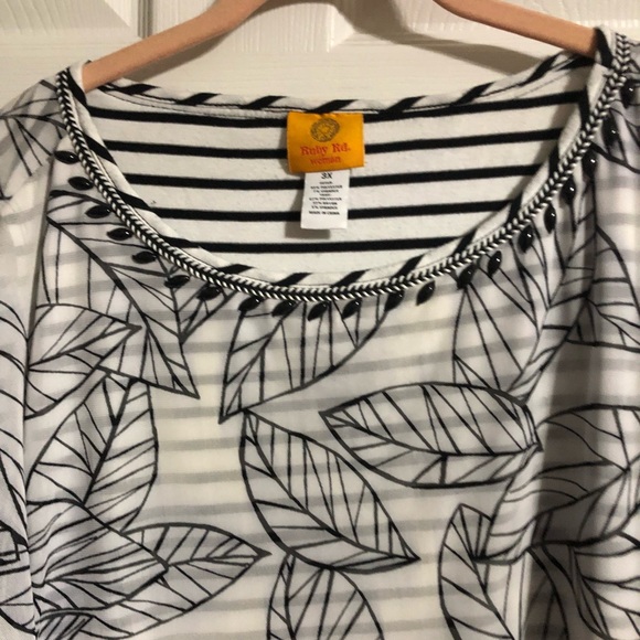 Ruby Rd. Blouse - Picture 3 of 6